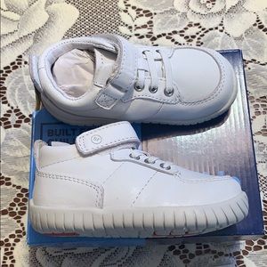 New in box stride rite toddler shoes